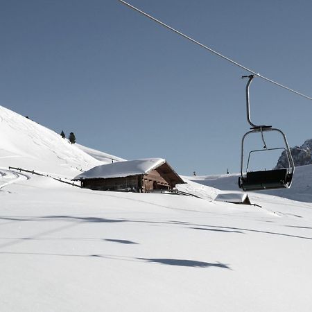 Garni Hotel Geier Santa Cristina Val Gardena Exterior photo