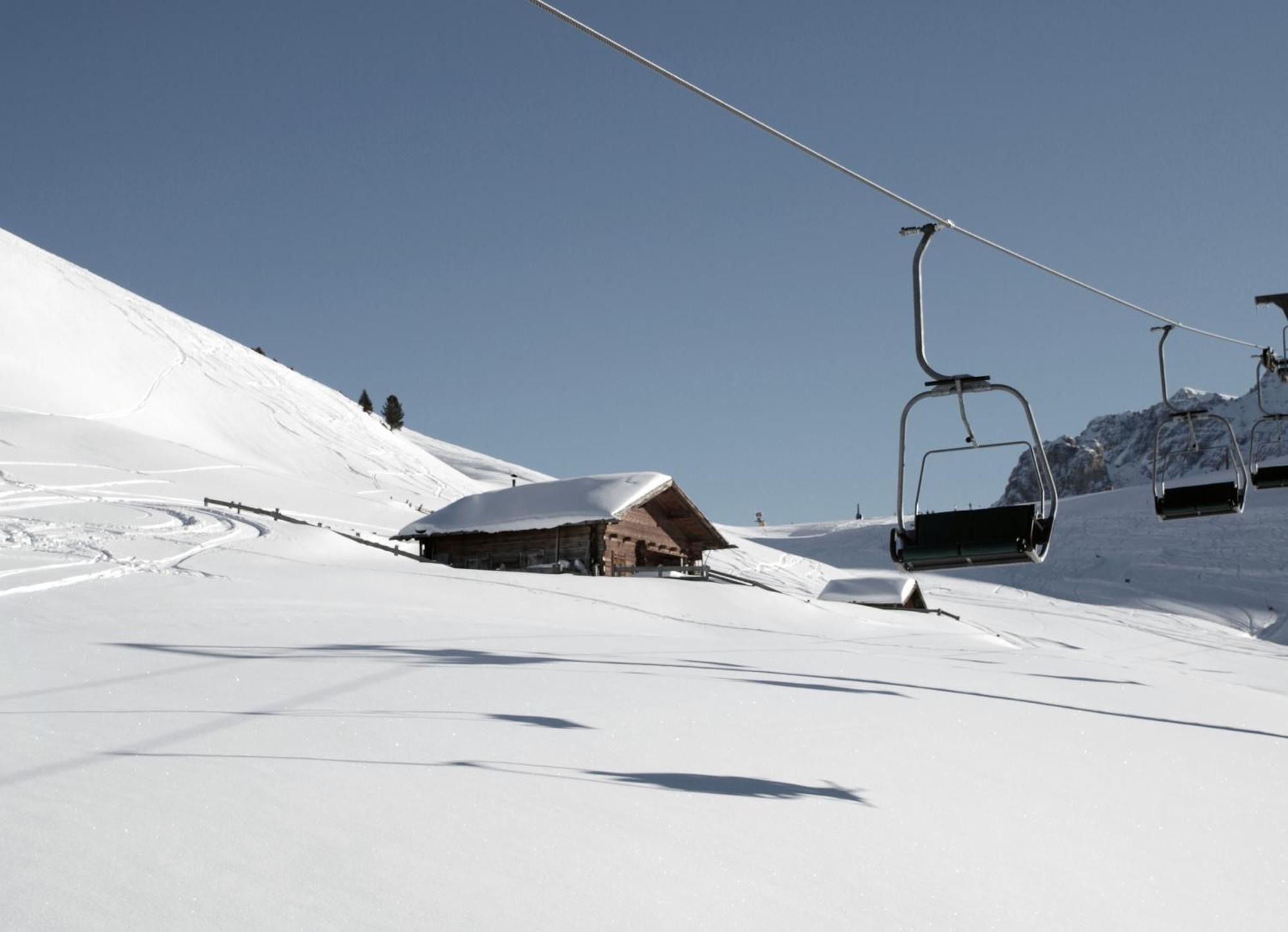 Garni Hotel Geier Santa Cristina Val Gardena Exterior photo