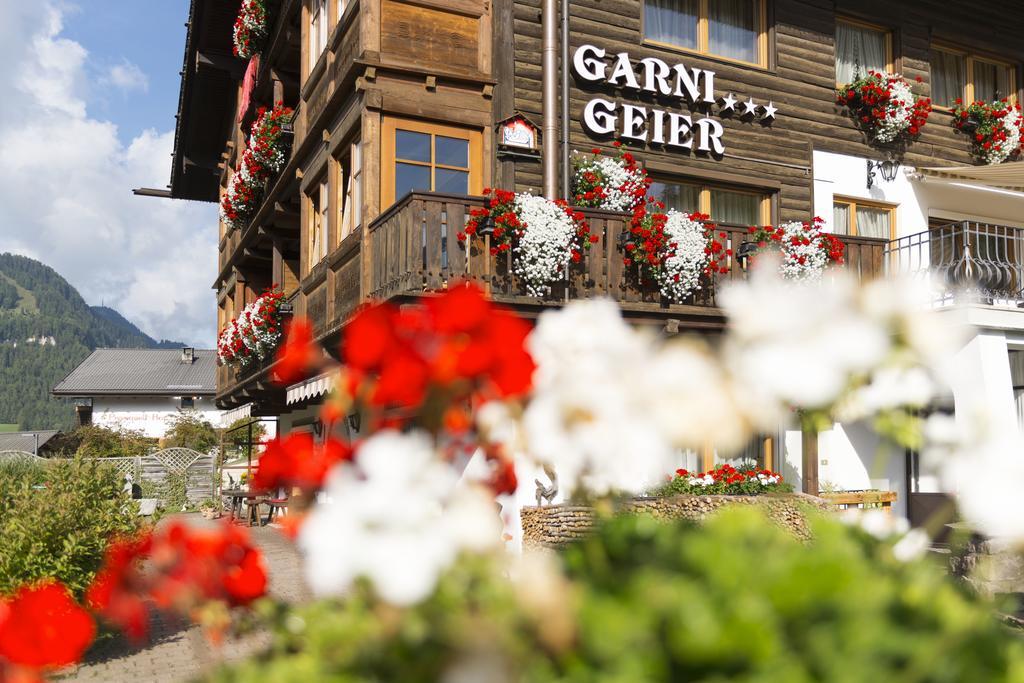 Garni Hotel Geier Santa Cristina Val Gardena Exterior photo